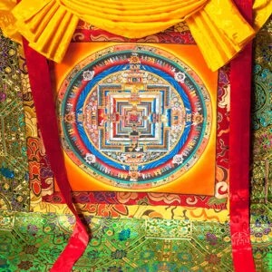 Colorful silk frames
